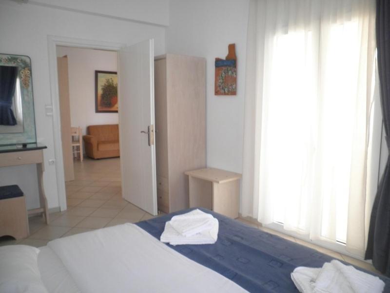 Manto Studios Palaiochora Room photo